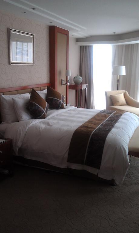 Xi'An Qu Jiang Yin Zuo Hotel Kültér fotó